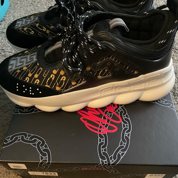 Versace chain reaction Great condition - Picture 2 of 5